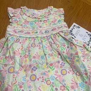 PRICE DROP 🔥NWT Girls 2 pc outfit by Iris & Ivy